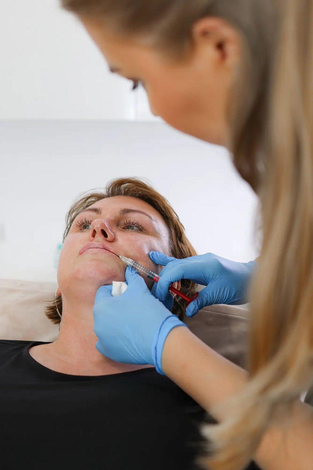 Do Lip Fillers Hurt? How Do The Injections Feel?