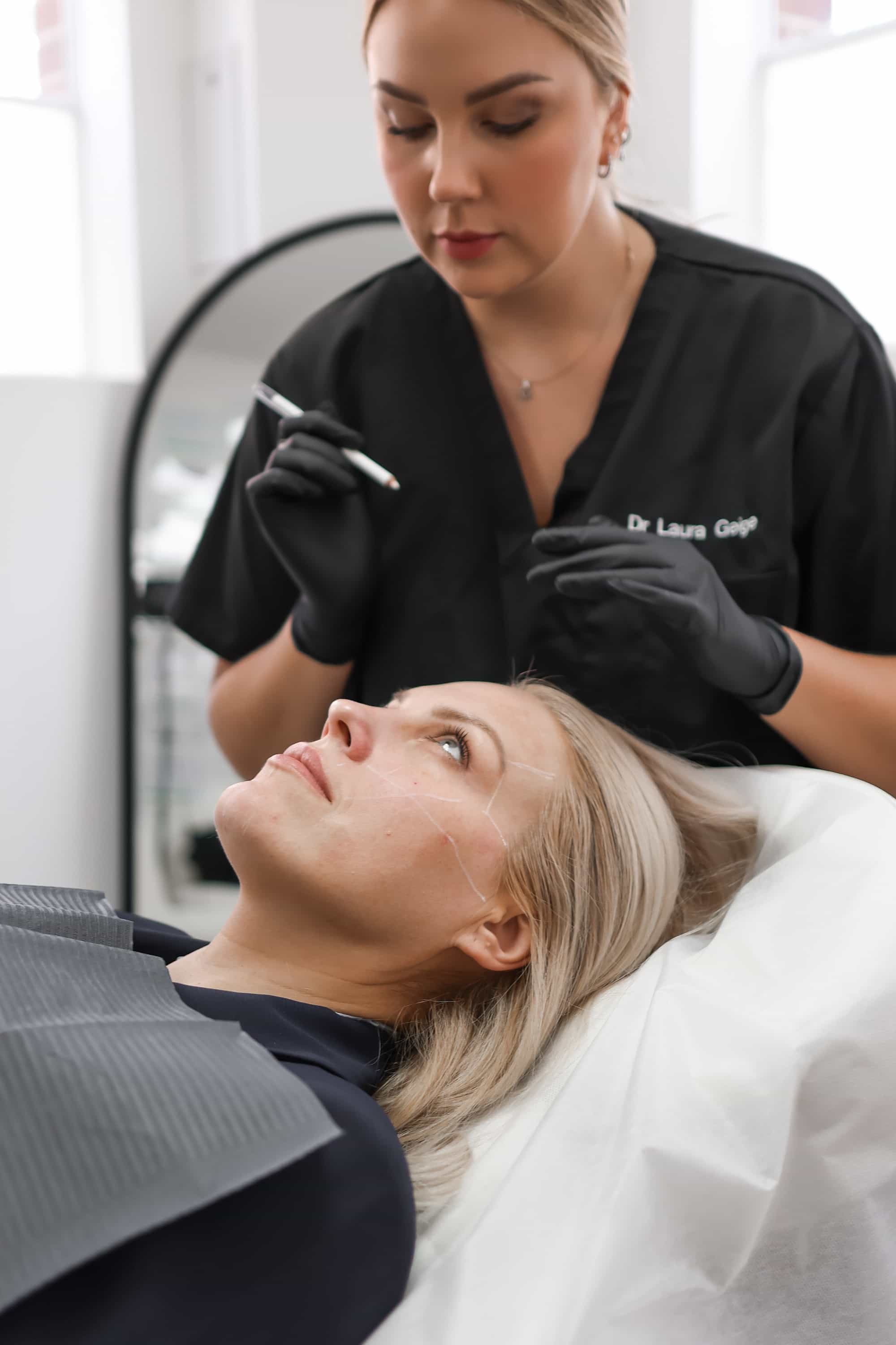 Under eye wrinkles treatment at It’s Me and You Clinic in London, Kingston upon Thames and Surrey – expert care to reduce fine lines, smooth skin, and refresh tired-looking eyes.