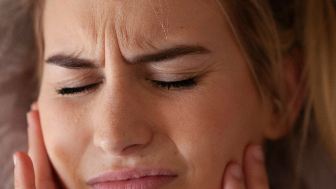 Teeth grinding treatment at It’s Me and You Clinic in London, Kingston upon Thames and Surrey – Botox for bruxism, jaw tension and teeth clenching relief.