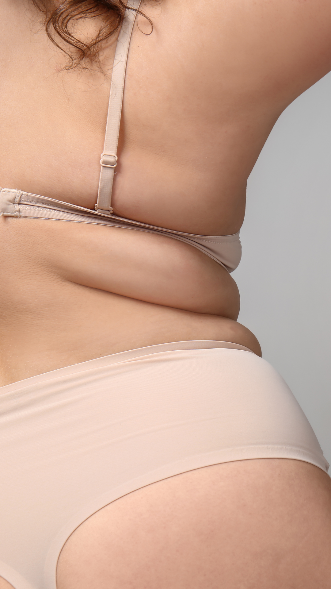Back fat and lower back fat reduction with fat freezing – It’s Me & You Clinic Kingston upon Thames, Surrey, London